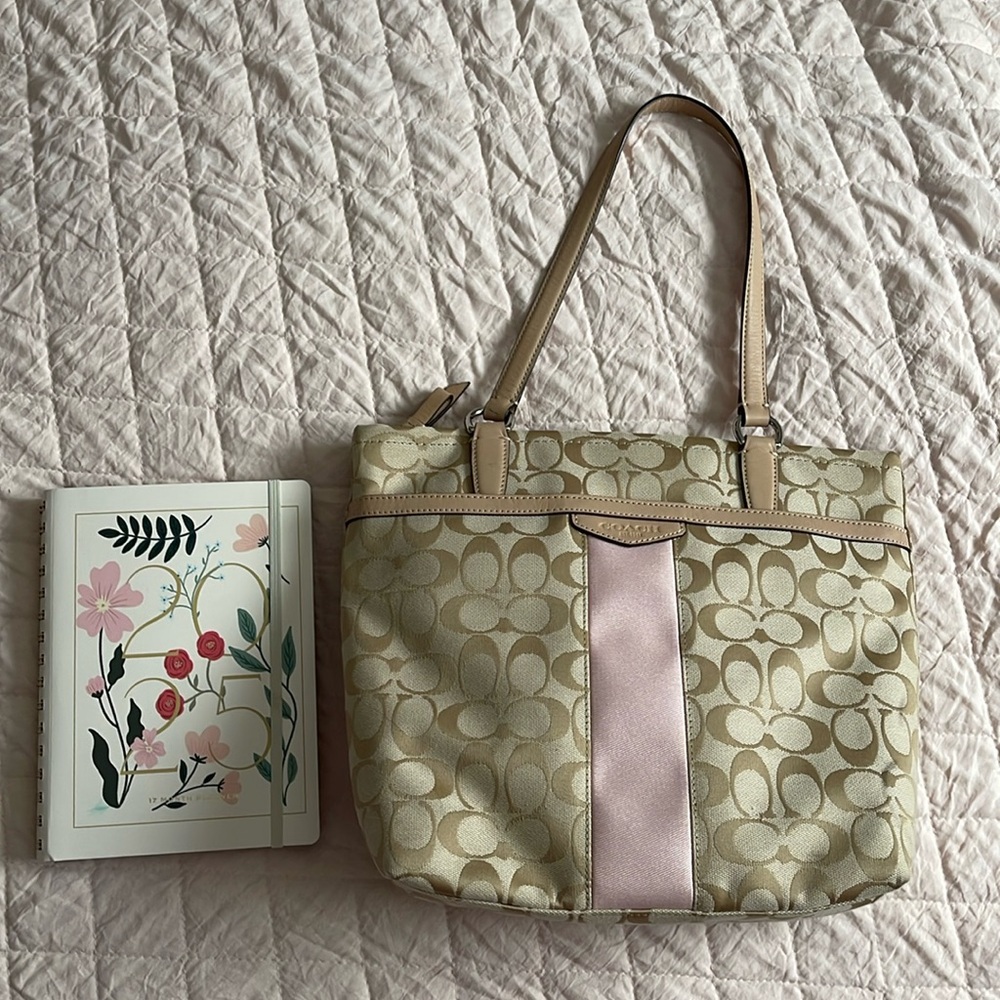 Coach Tote